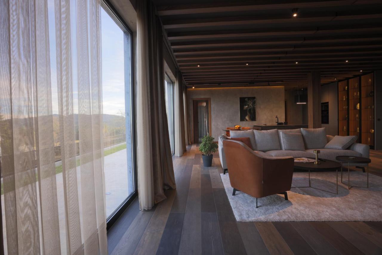 Belvedere Tara Villa *