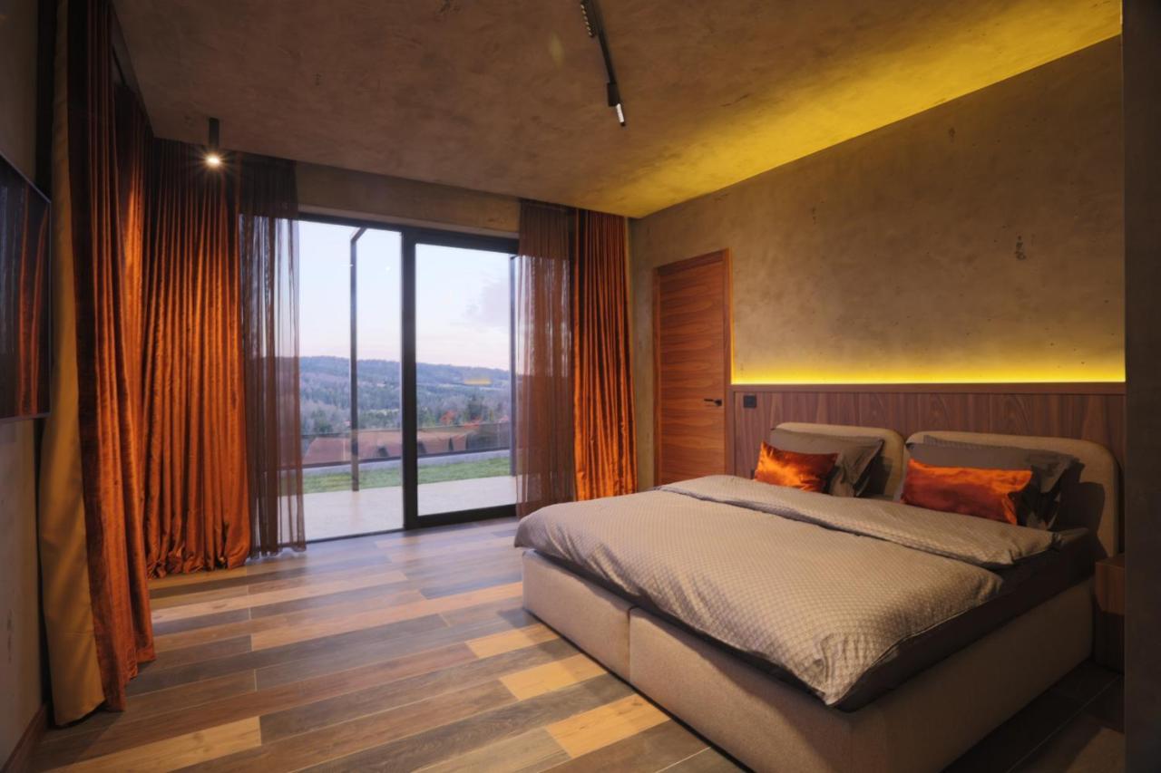 Belvedere Tara Villa *